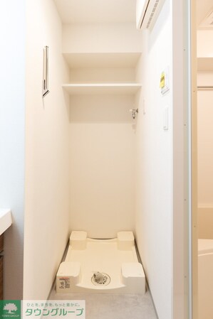 コンフォリア・リヴ北新宿の物件内観写真